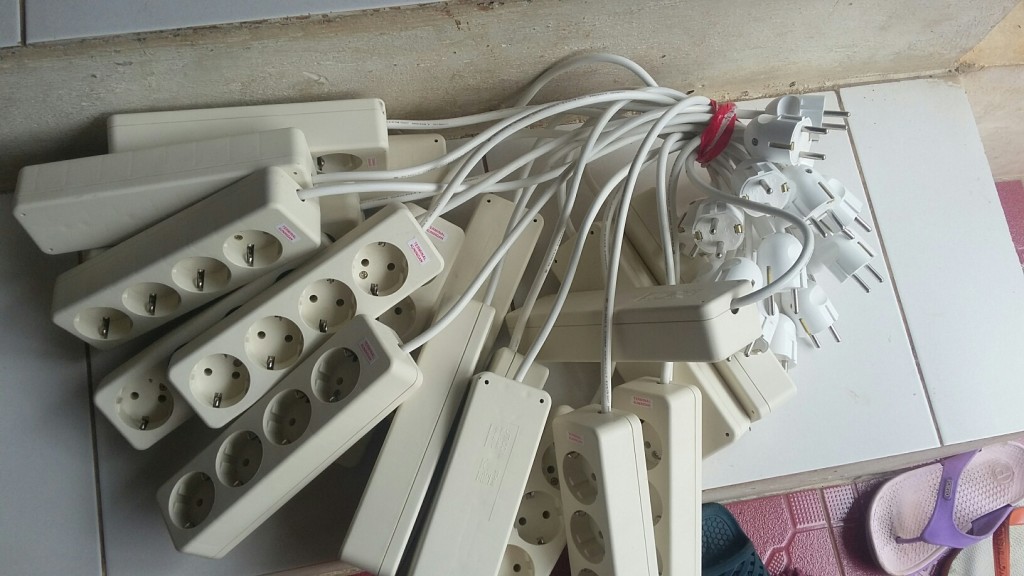 sewa kabel roll